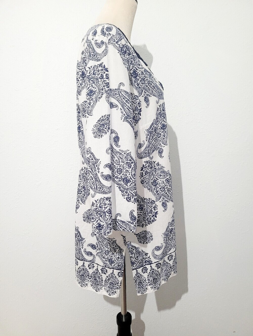Liz Claiborne Womens Large Blue White Paisley Tunic Top 100% Cotton Boho Classic - Picture 4 of 12